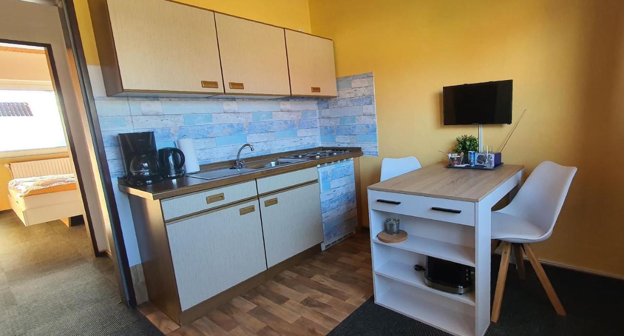 Friesenmeer Ferienwohnung Zwei Бензерзил Екстериор снимка