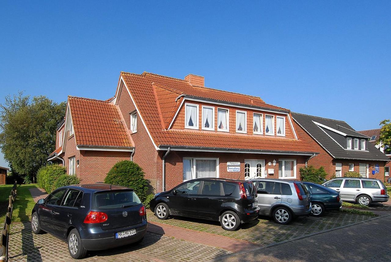 Friesenmeer Ferienwohnung Zwei Бензерзил Екстериор снимка